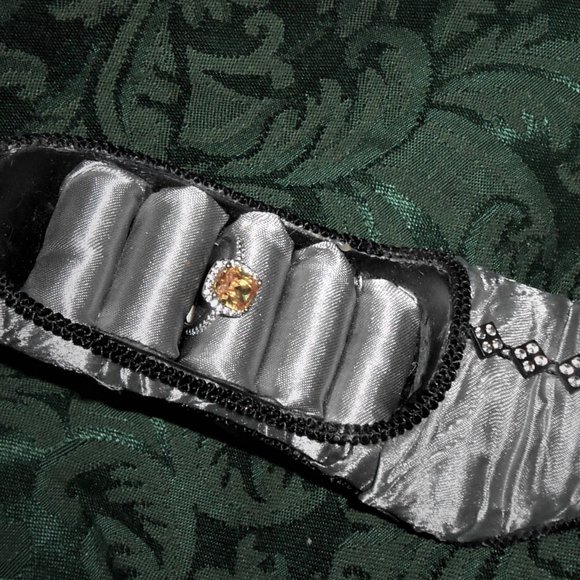 Yellow Zircon Cushioned Ring. NIB - Picture 11 of 12